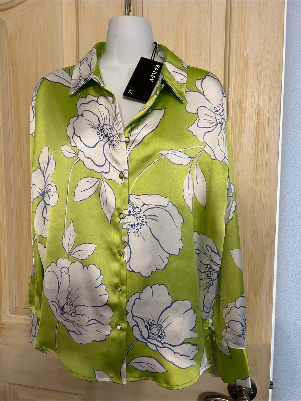 Bailey 44 Lime Green Floral Satin Button-Up Blouse - Picture 3 of 10